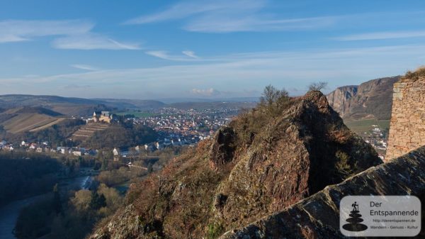 Burg Ebernburg, die Nahe und Rotenfels (von Burg Rheingrafenstein aus)