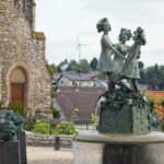 Drei-Grazien-Brunnen auf dem Zornheimer Lindenplatz