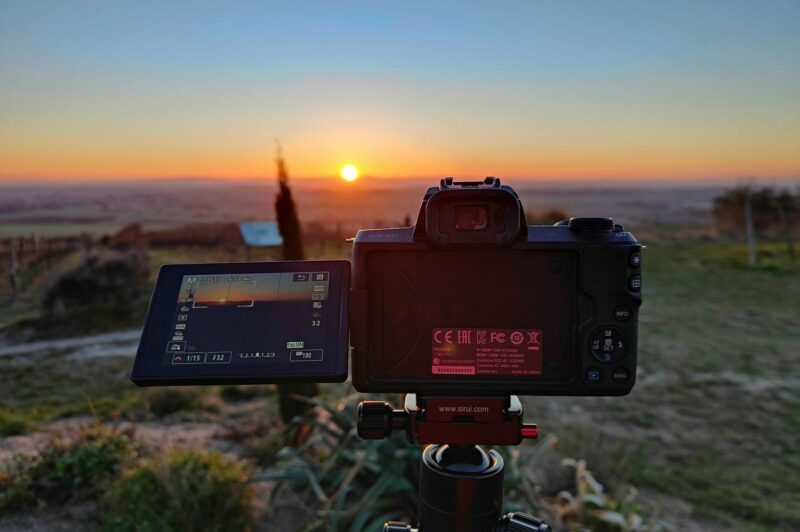 Sonnenaufgang über dem Odenwald - Fotografieren mit Canon EOS M50