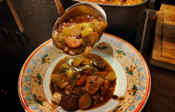 CookingByAccident: Chili con Smoked Pork Mead and Brussel Sprouts